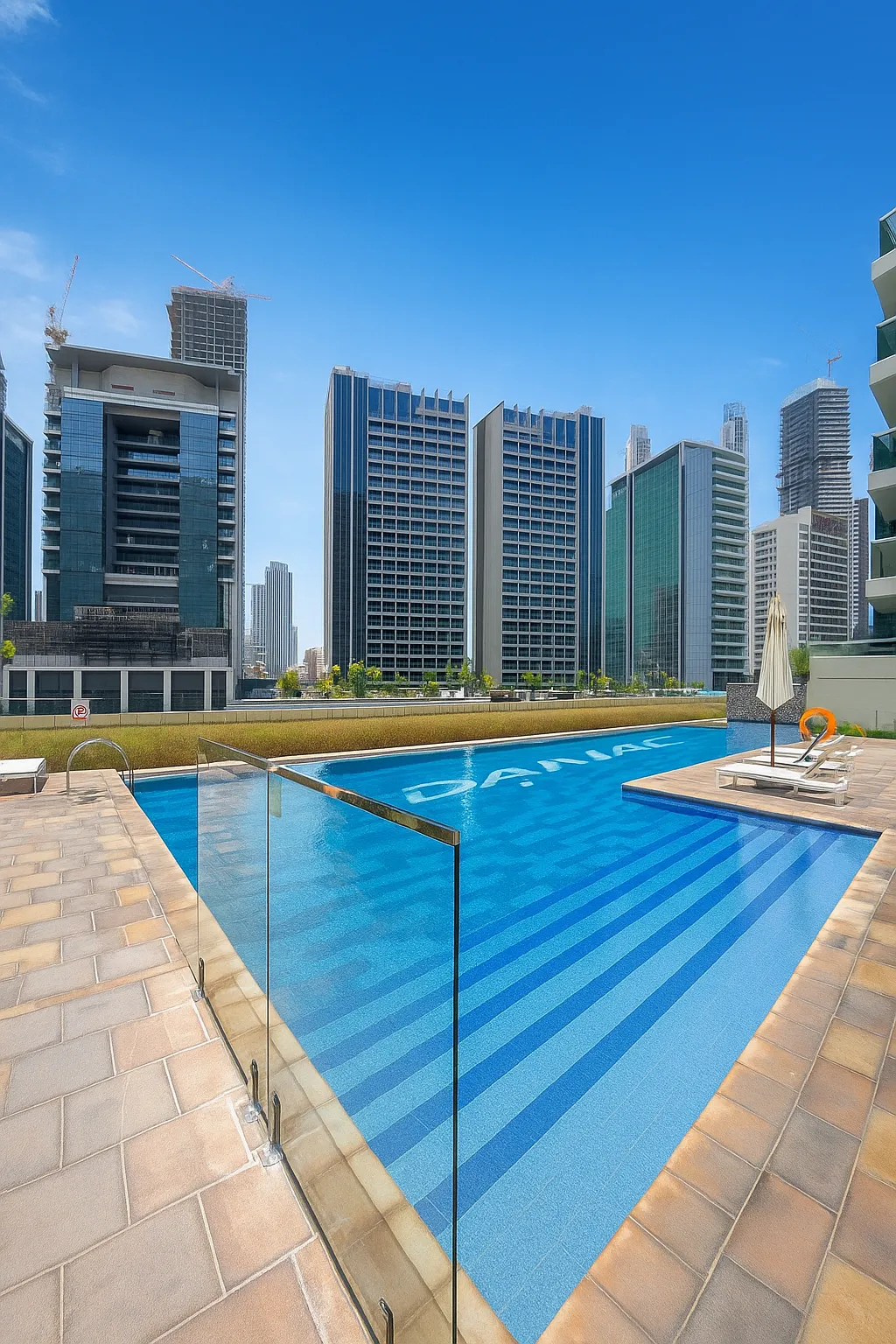 20250909_1603_Cityscape