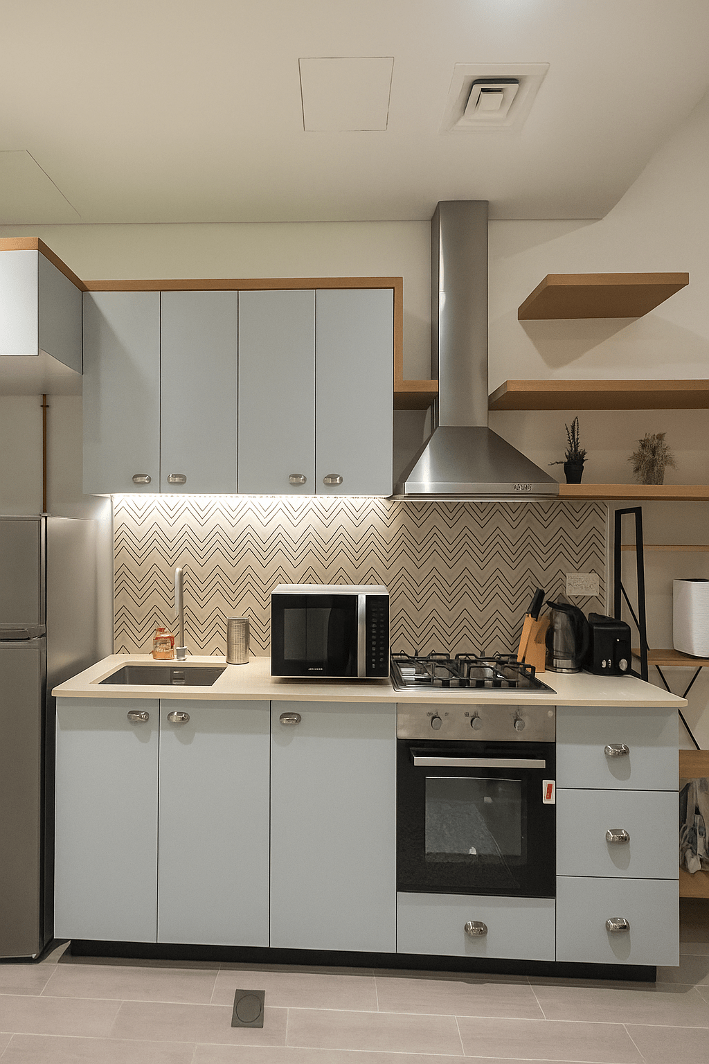 20251024_1643_Compact