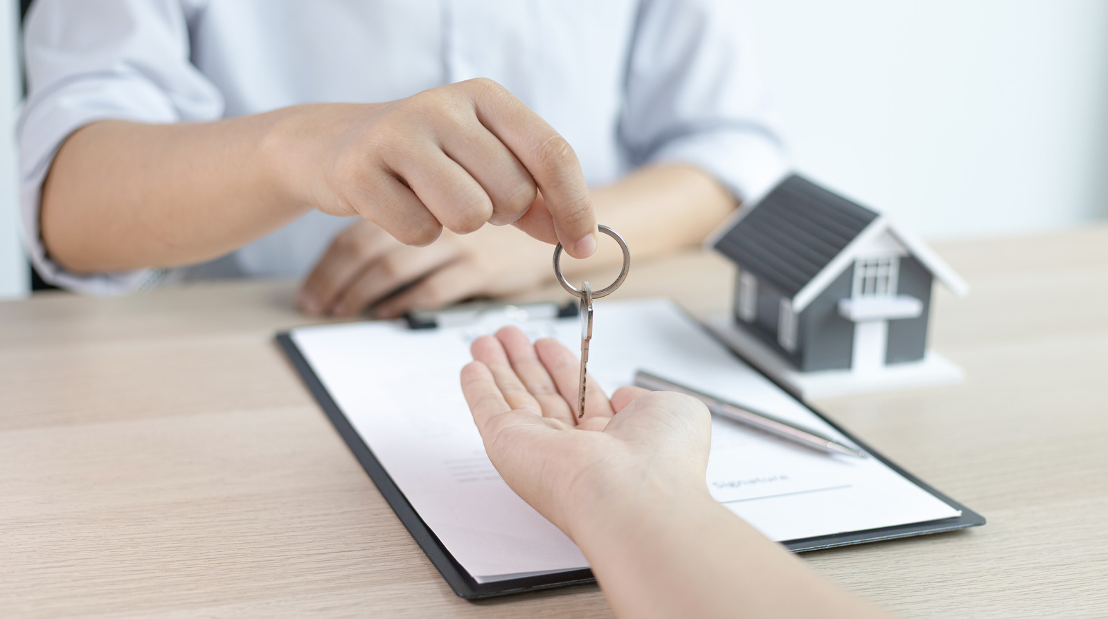 How Property Management Enhances Tenant Experience